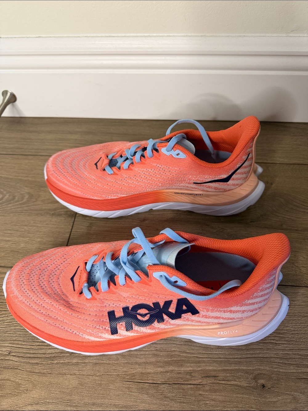 Hoka Mach 5 Women's Running Shoes Camellia Peach Parfait Workout size 8B - Picture 3 of 10